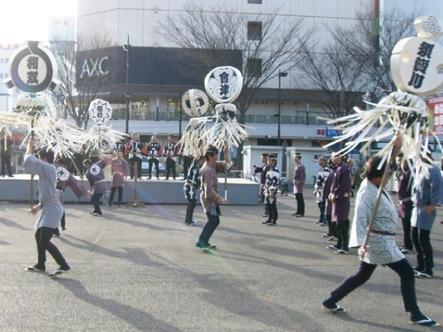 若鳶纏振り